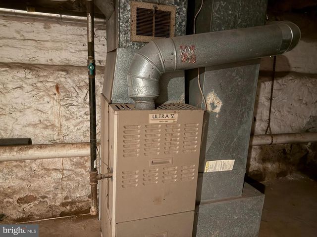 1225 LANCASTER AVE, Wilmington, DE 19805