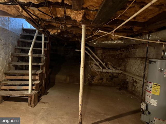 1225 LANCASTER AVE, Wilmington, DE 19805