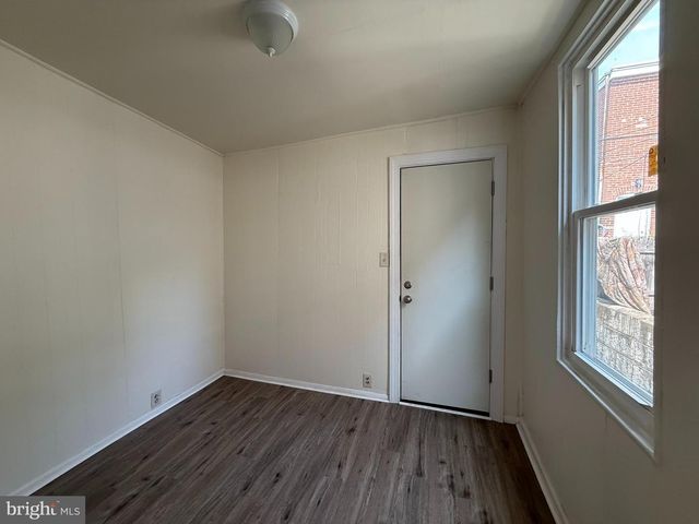 1225 LANCASTER AVE, Wilmington, DE 19805