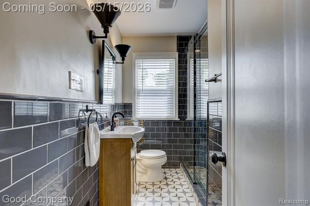 1706 N Blair Avenue, Royal Oak, MI 48067