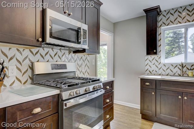 1706 N Blair Avenue, Royal Oak, MI 48067