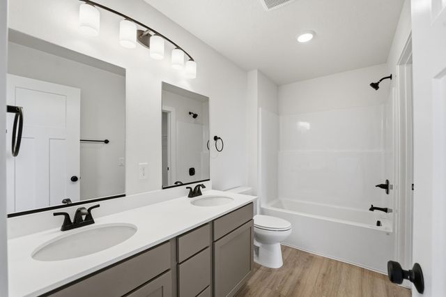 3009 Bracken Place, Norwalk, IA 50211