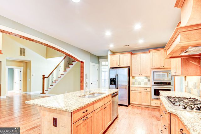 107 Beverly Farms Drive, Sharpsburg, GA 30277