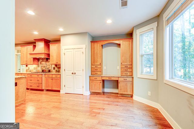 107 Beverly Farms Drive, Sharpsburg, GA 30277