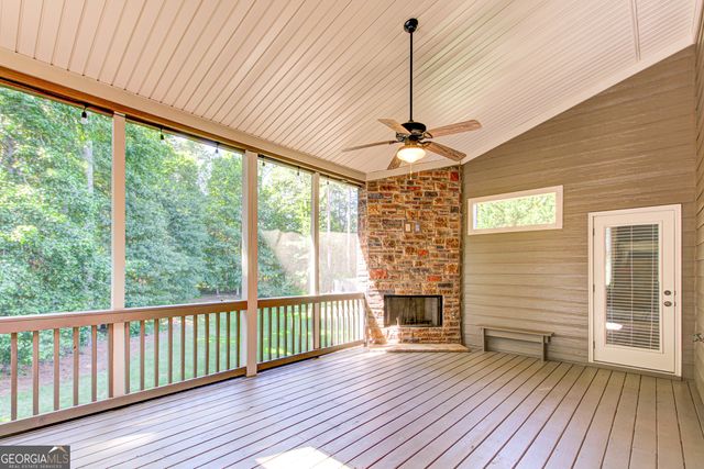 107 Beverly Farms Drive, Sharpsburg, GA 30277
