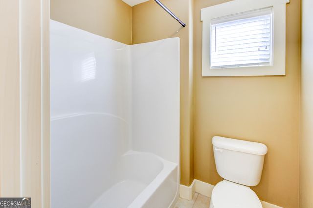 107 Beverly Farms Drive, Sharpsburg, GA 30277