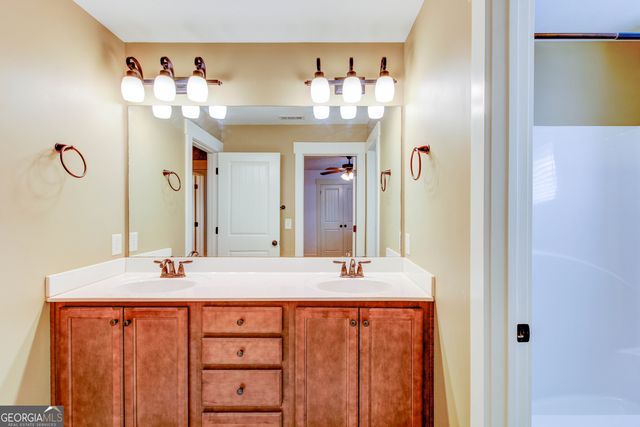 107 Beverly Farms Drive, Sharpsburg, GA 30277