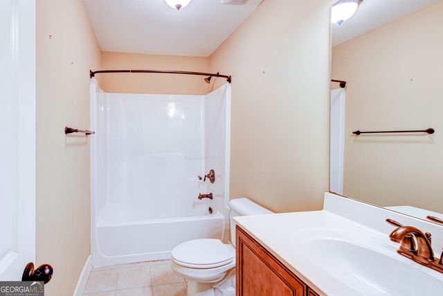 107 Beverly Farms Drive, Sharpsburg, GA 30277