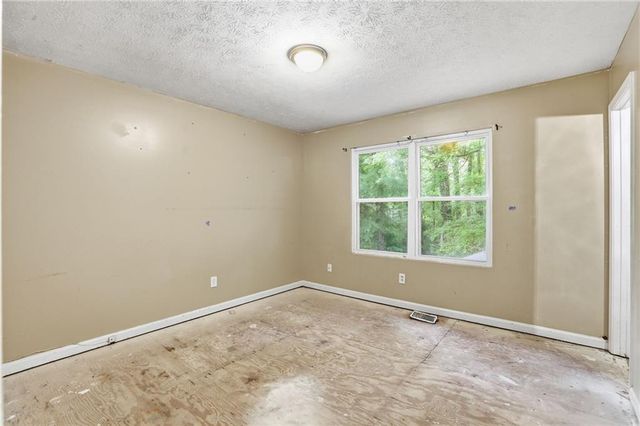 3570 Brenda Court, Douglasville, GA 30135