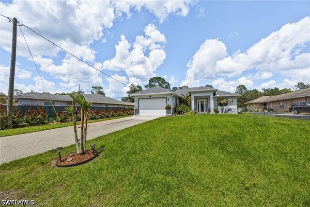 3283 2nd AVE SE, Naples, FL 34117