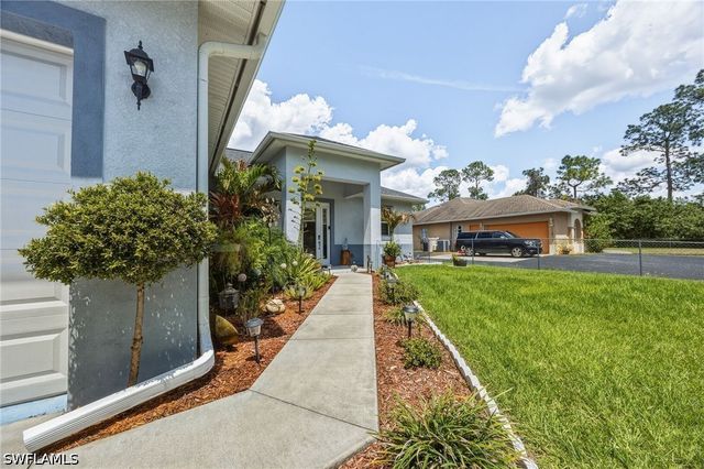 3283 2nd AVE SE, Naples, FL 34117