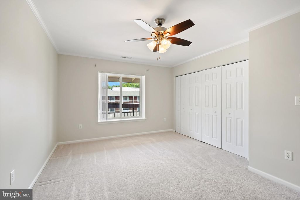Image 23 of property listing at 15101 GLADE DR #10-3G, Silver Spring, MD 20906