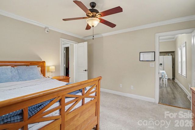 318 E Pressley Avenue, Mooresville, NC 28115