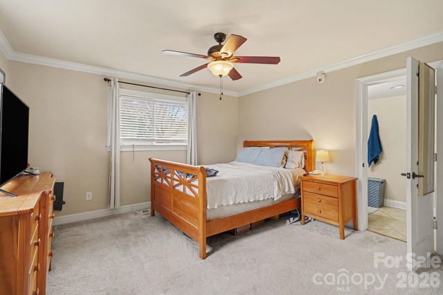 318 E Pressley Avenue, Mooresville, NC 28115