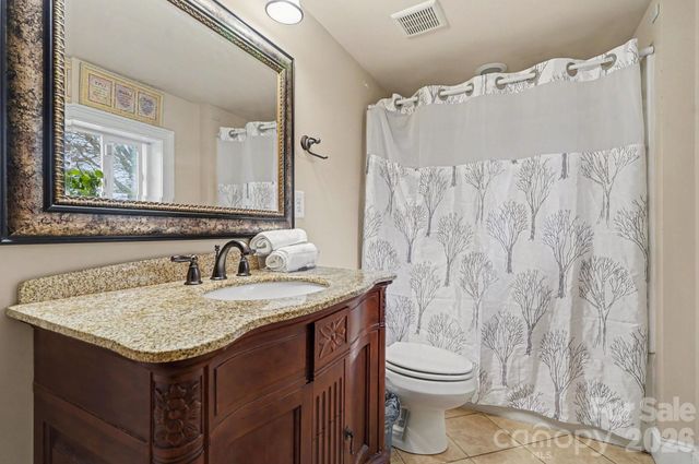 318 E Pressley Avenue, Mooresville, NC 28115