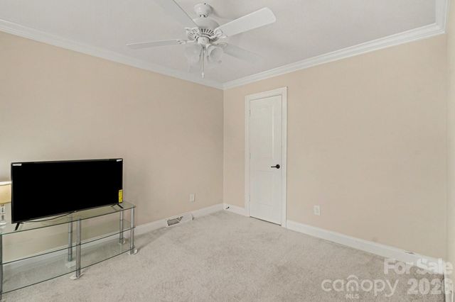 318 E Pressley Avenue, Mooresville, NC 28115