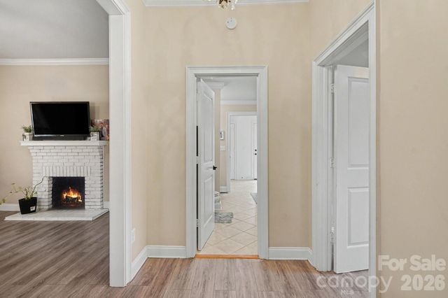 318 E Pressley Avenue, Mooresville, NC 28115