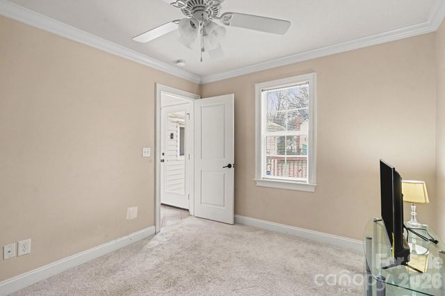 318 E Pressley Avenue, Mooresville, NC 28115