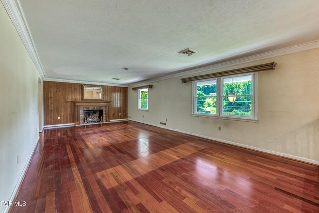 429 Hidden Valley Road, Kingsport, TN 37663