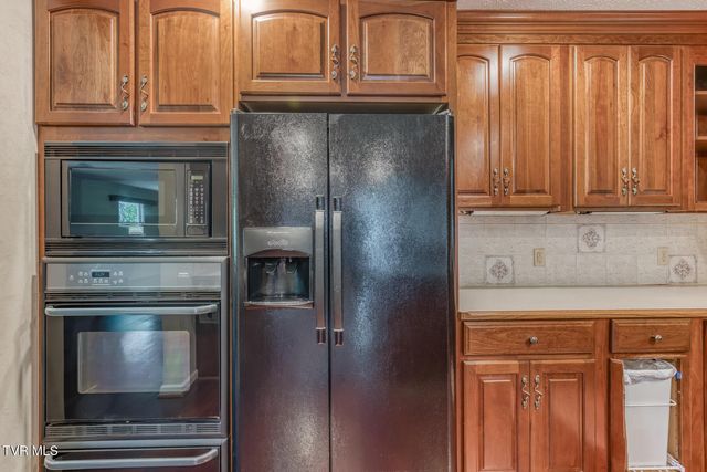 429 Hidden Valley Road, Kingsport, TN 37663