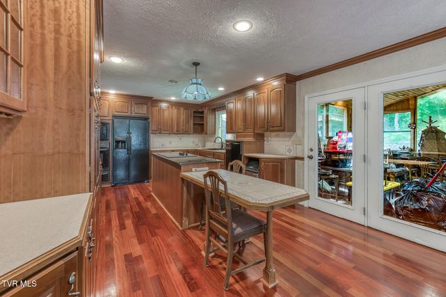 429 Hidden Valley Road, Kingsport, TN 37663