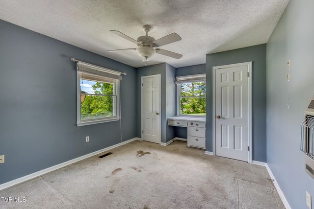 429 Hidden Valley Road, Kingsport, TN 37663