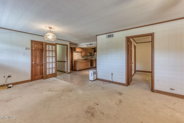 429 Hidden Valley Road, Kingsport, TN 37663