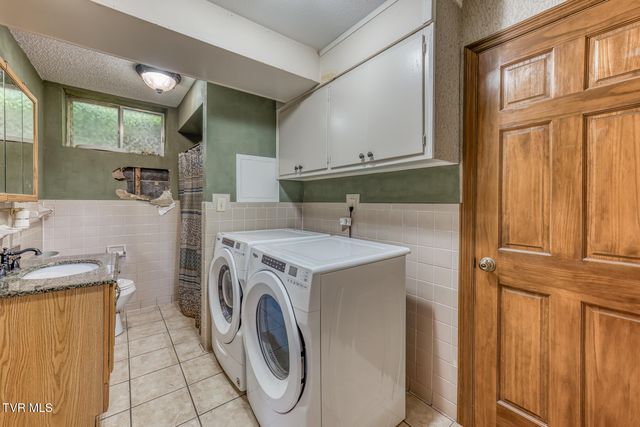 429 Hidden Valley Road, Kingsport, TN 37663