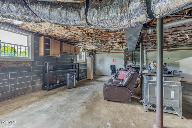 429 Hidden Valley Road, Kingsport, TN 37663