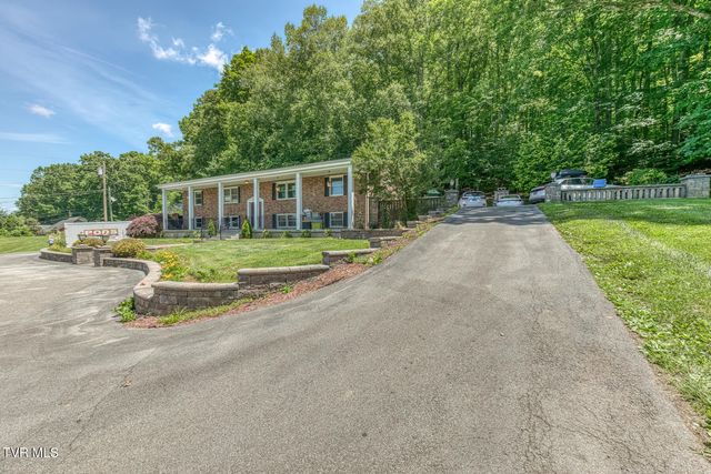 429 Hidden Valley Road, Kingsport, TN 37663