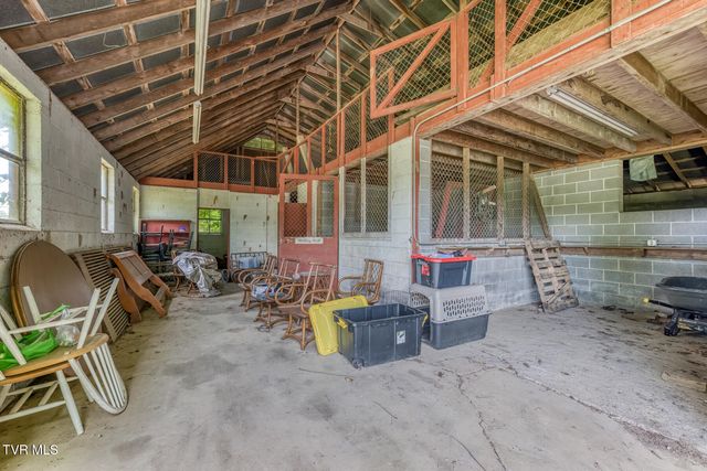 429 Hidden Valley Road, Kingsport, TN 37663