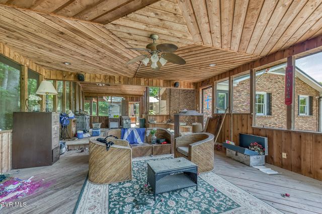 429 Hidden Valley Road, Kingsport, TN 37663
