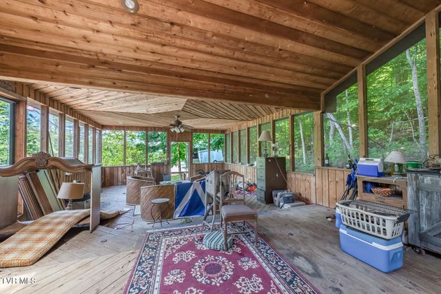 429 Hidden Valley Road, Kingsport, TN 37663