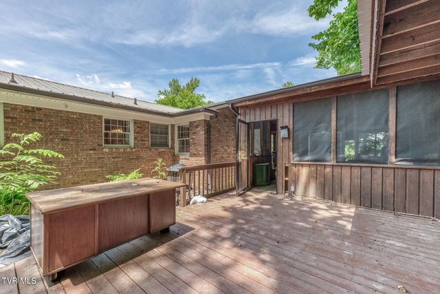 429 Hidden Valley Road, Kingsport, TN 37663