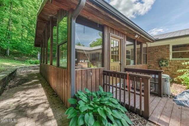 429 Hidden Valley Road, Kingsport, TN 37663
