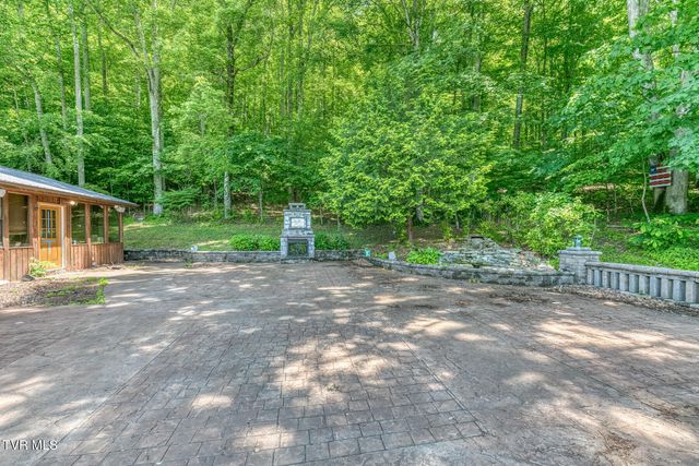 429 Hidden Valley Road, Kingsport, TN 37663
