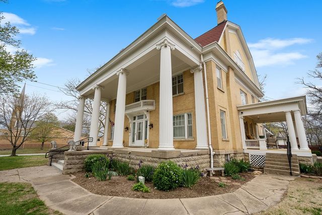 500 E Myrtle Street, Independence, KS 67301