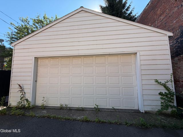 179 4th Street, Troy, NY 12180