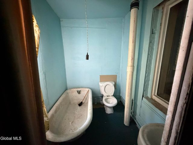 179 4th Street, Troy, NY 12180