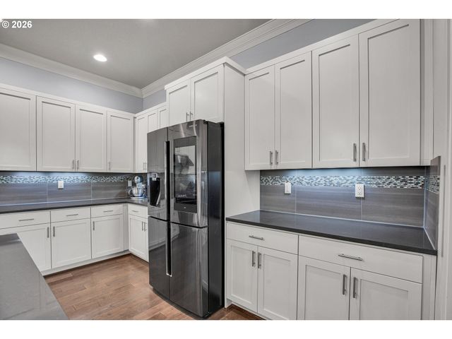 15243 Sw SEINE Dr, Portland, OR 97224