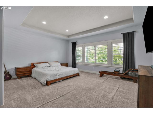 15243 Sw SEINE Dr, Portland, OR 97224