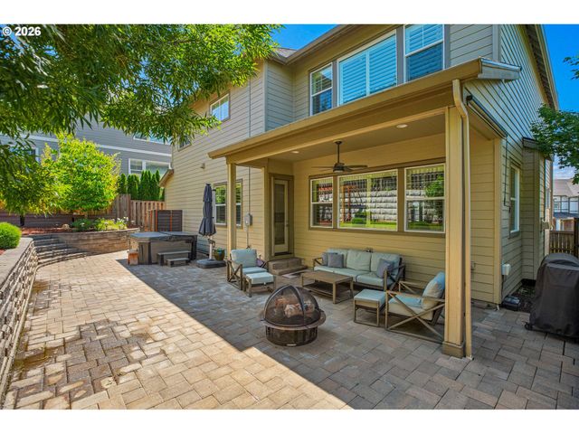 15243 Sw SEINE Dr, Portland, OR 97224