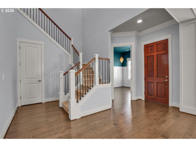 15243 Sw SEINE Dr, Portland, OR 97224