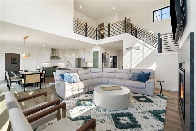 6629 Morning Dew Lane, Sun Prairie, WI 53590