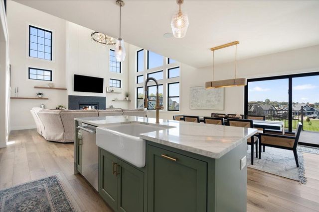 6629 Morning Dew Lane, Sun Prairie, WI 53590