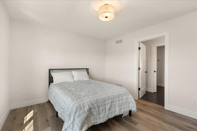 6629 Morning Dew Lane, Sun Prairie, WI 53590