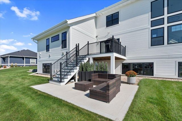 6629 Morning Dew Lane, Sun Prairie, WI 53590