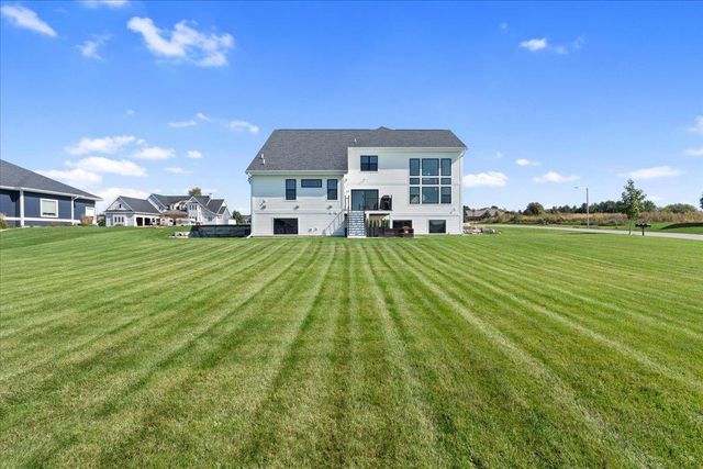 6629 Morning Dew Lane, Sun Prairie, WI 53590
