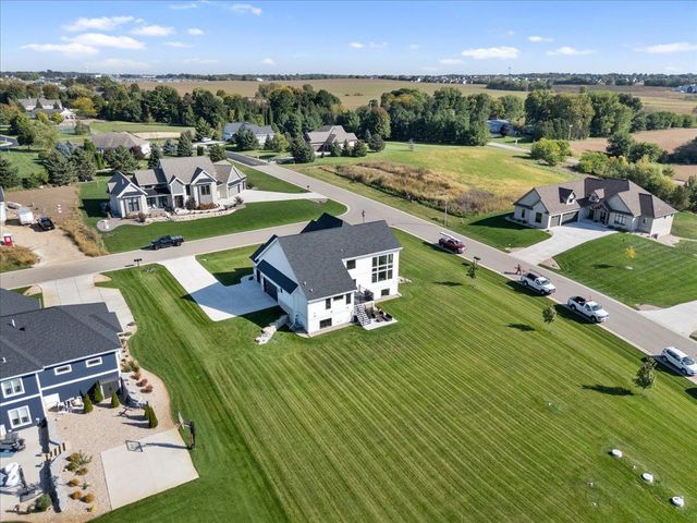 6629 Morning Dew Lane, Sun Prairie, WI 53590