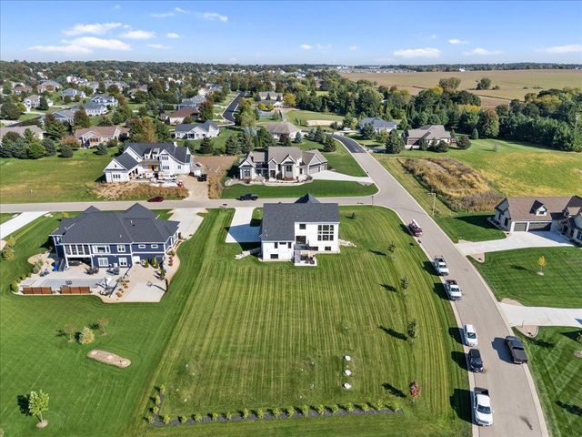 6629 Morning Dew Lane, Sun Prairie, WI 53590